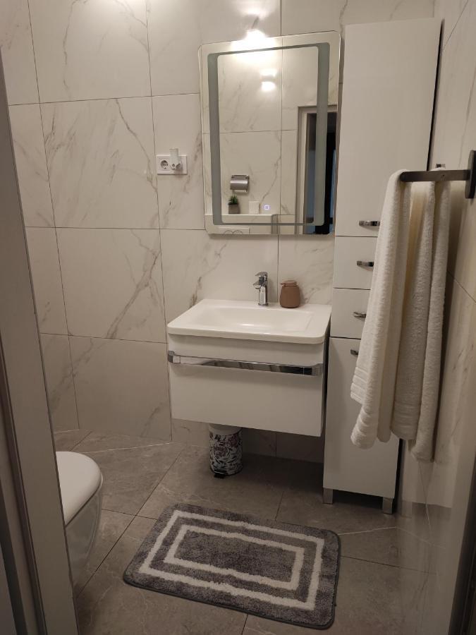 Apartment Eda Пула Екстер'єр фото